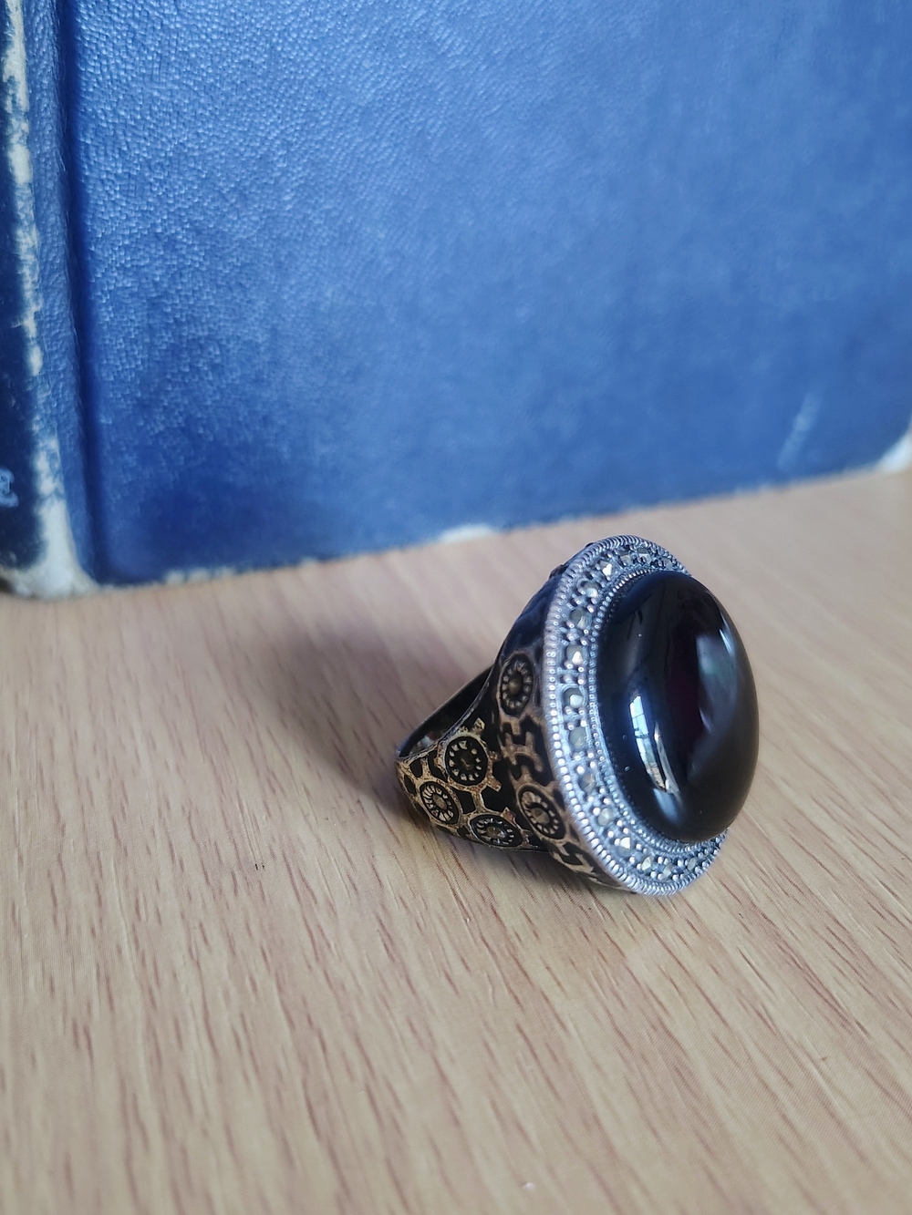 Vintage-Inspired Women's Black Onyx Statement Ring with Ornate Band